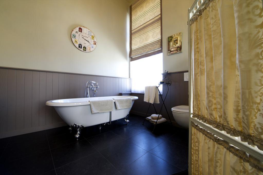 Le Petit Chateau Vaartdijk Leffinge Habitación foto